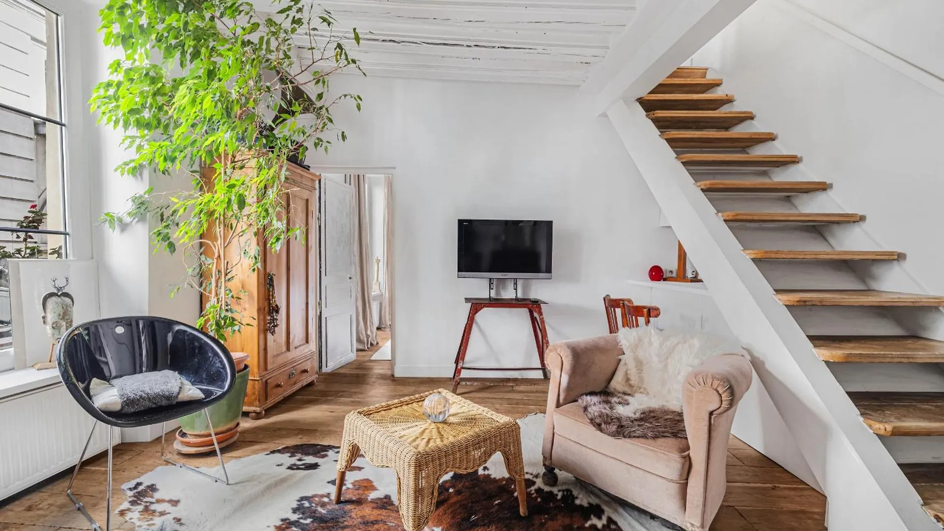 Albenate Apartment *
